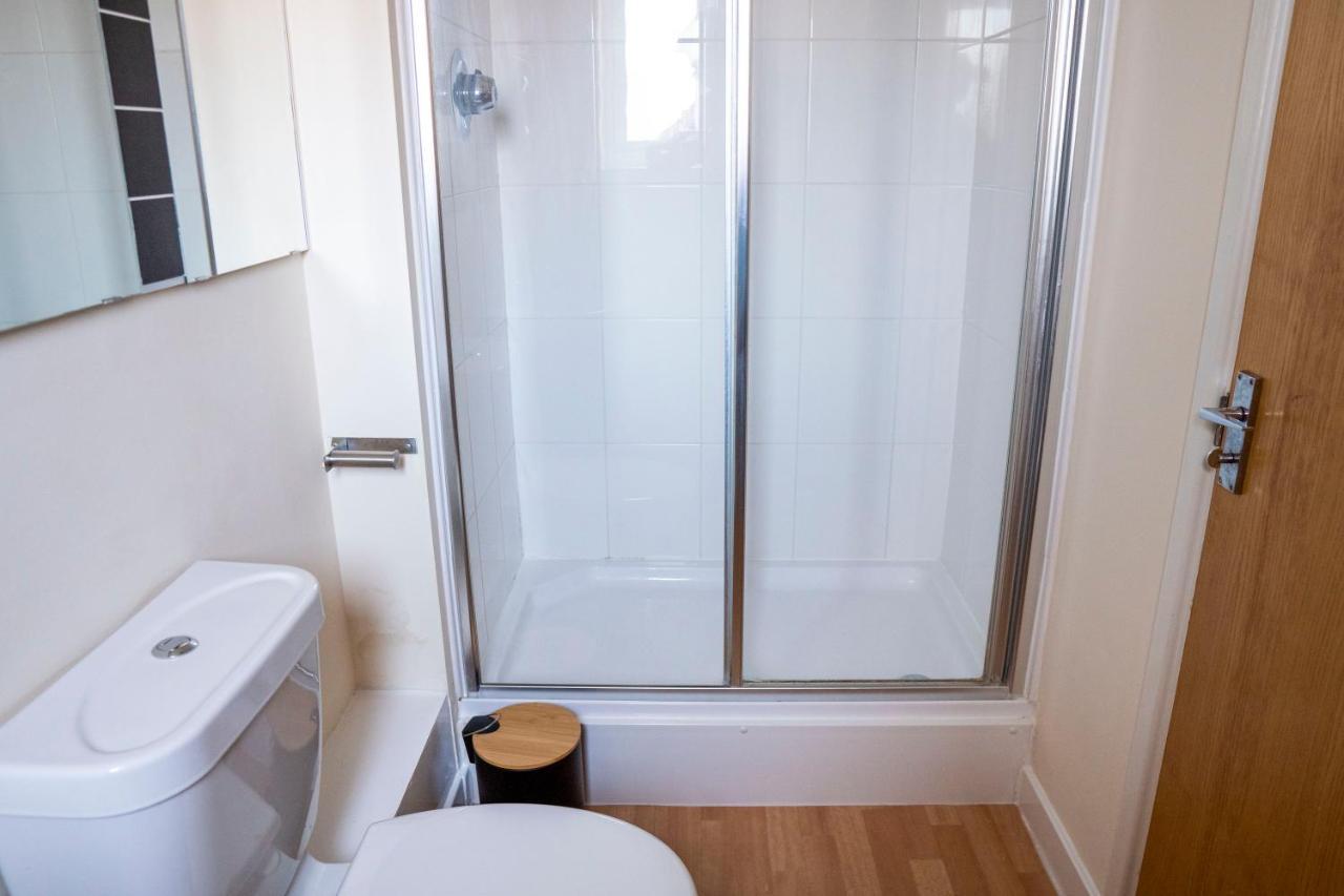 Spacious Two Bedrooms Apartment For Business And Holiday Portsmouth Ngoại thất bức ảnh