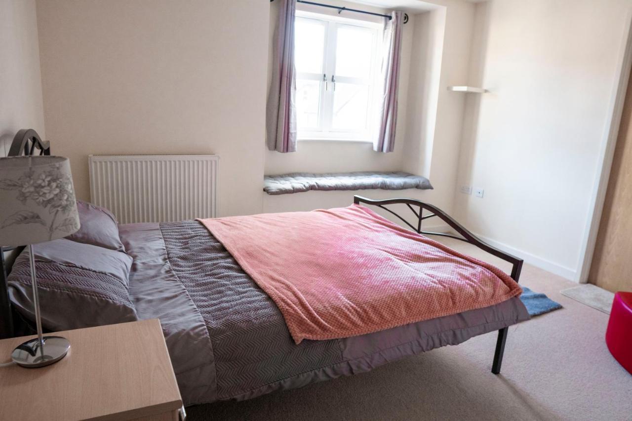 Spacious Two Bedrooms Apartment For Business And Holiday Portsmouth Ngoại thất bức ảnh