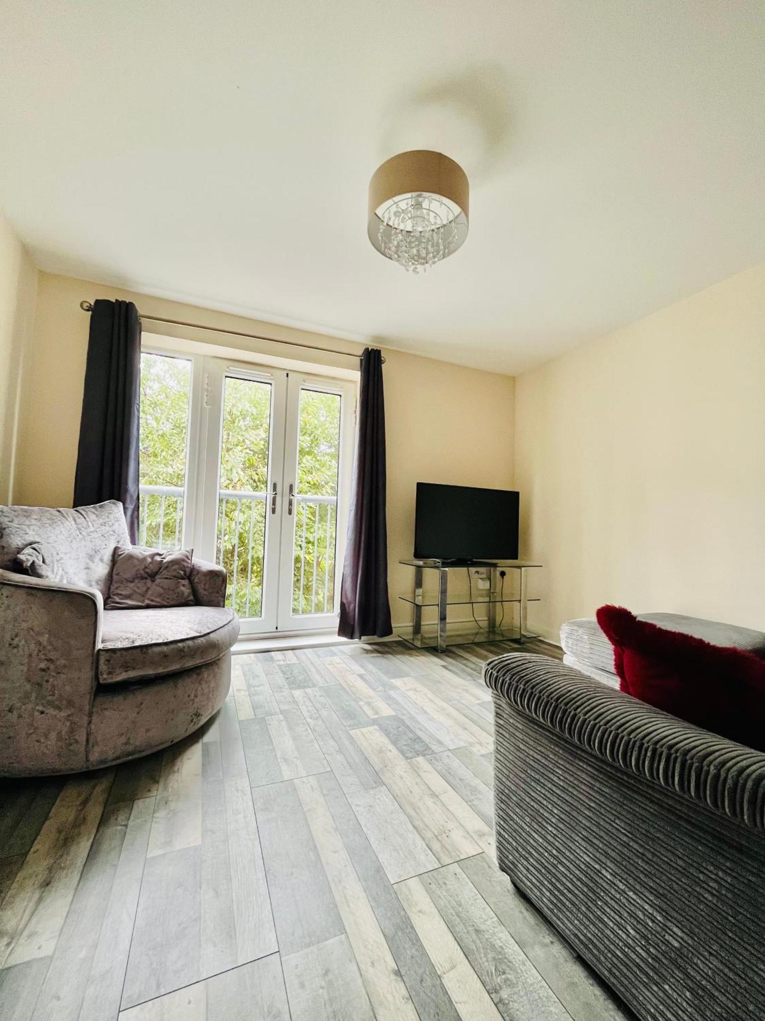 Spacious Two Bedrooms Apartment For Business And Holiday Portsmouth Ngoại thất bức ảnh